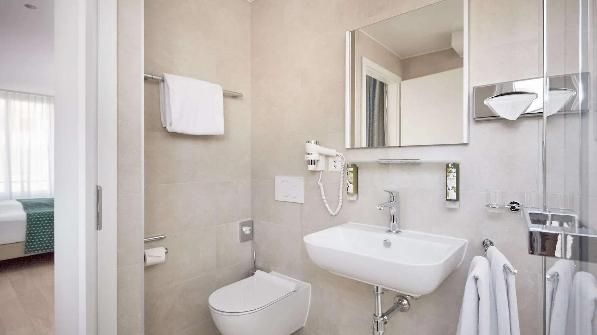 Hotel Suisse Genf 3*,