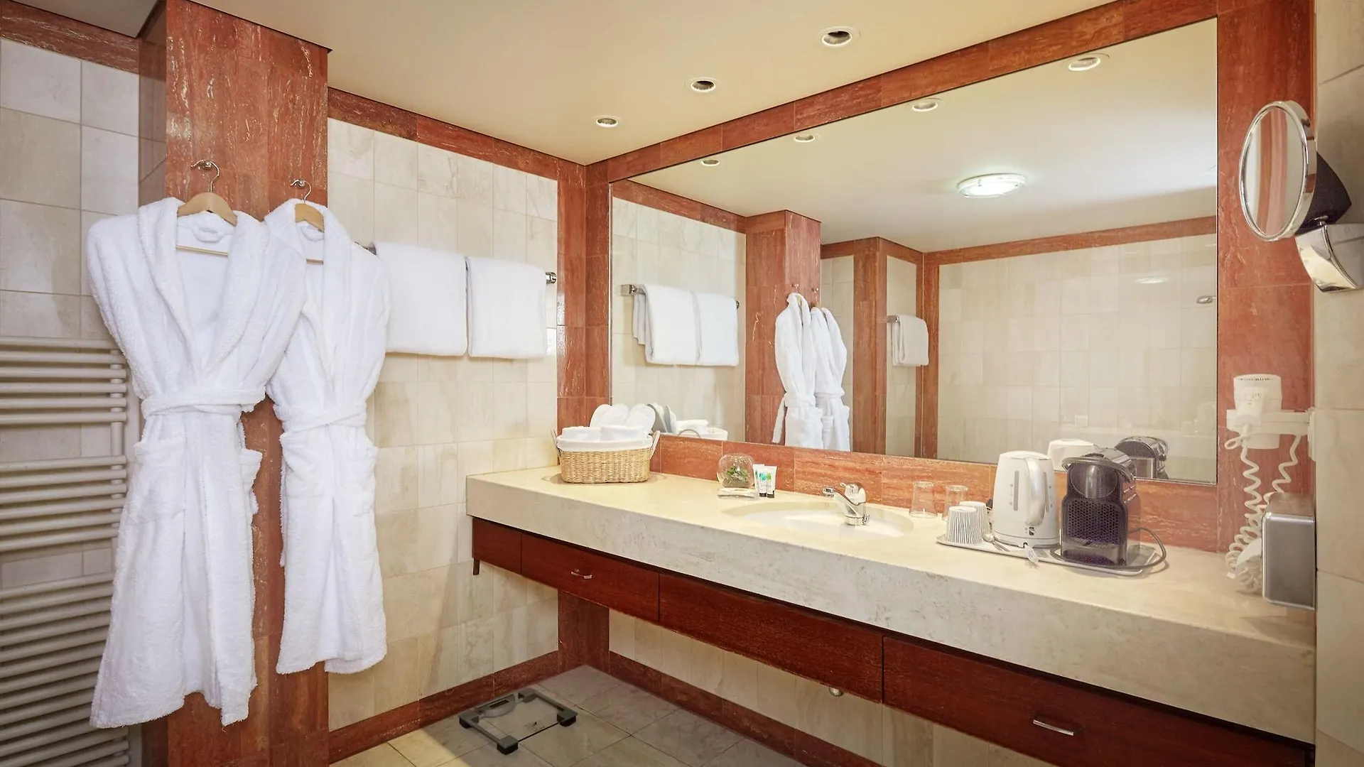 Hotel Suisse Genf 3*,  Schweiz